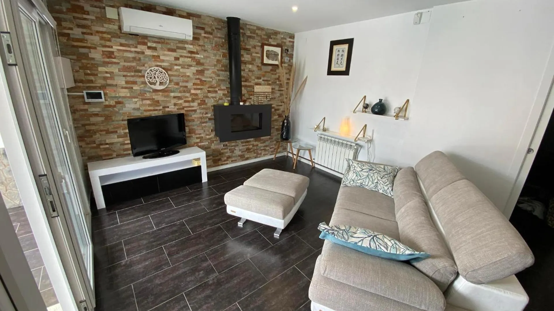 Belle Villa Avec Piscine Empuriabrava 0*,  İspanya